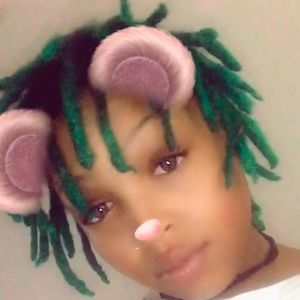 Meet your Posher, Tyler